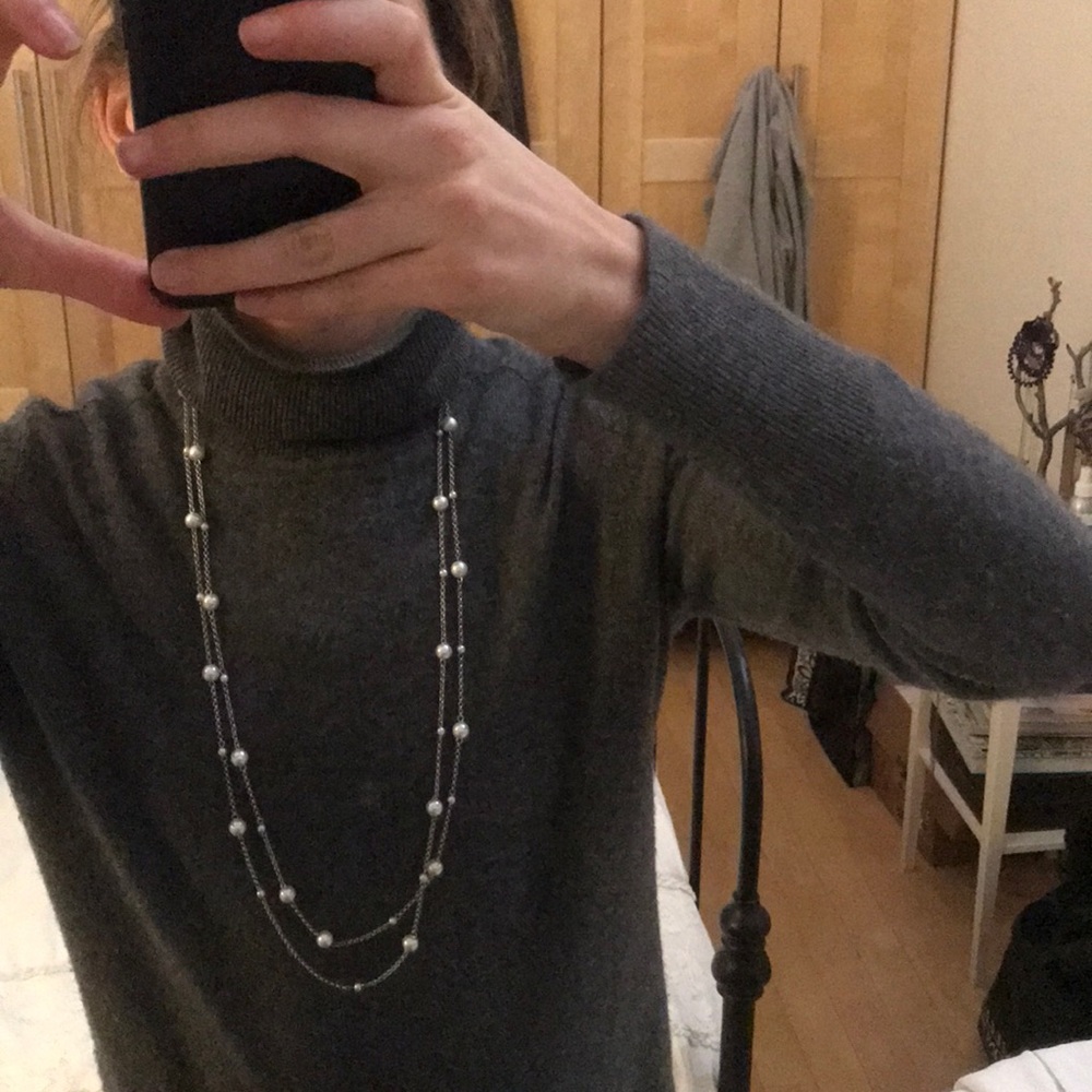 Long silver brooks brothers necklace